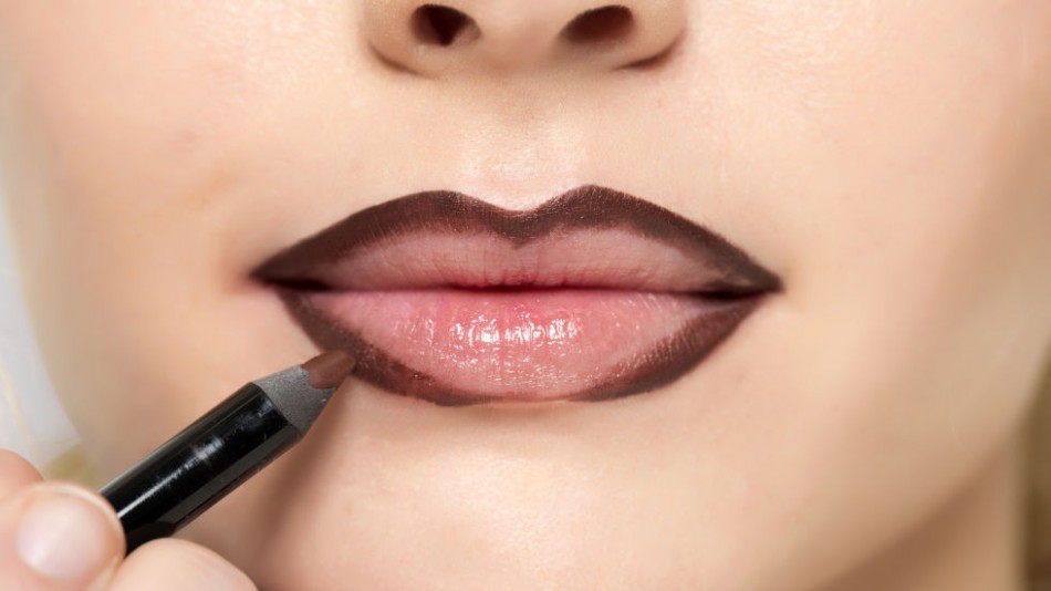 1429812250-syn-21-1429118155-mcx-lips-1